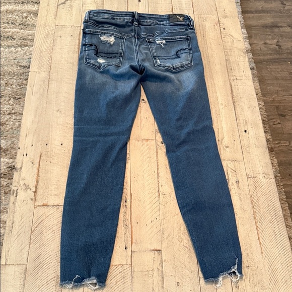 American Eagle Classic Women's Ripped Dark Blue Skinny Stretch Jeans Size 2 - Picture 8 of 10